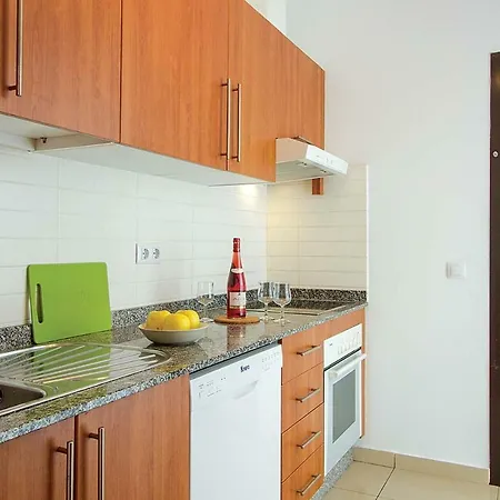 Playa Blanca Sleeps 6 Air Con Wifi Villa